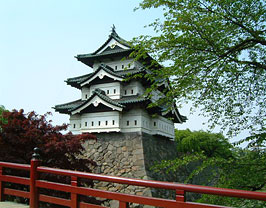 名城・弘前城は築城４００年