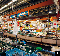 海鮮市場「海の市」